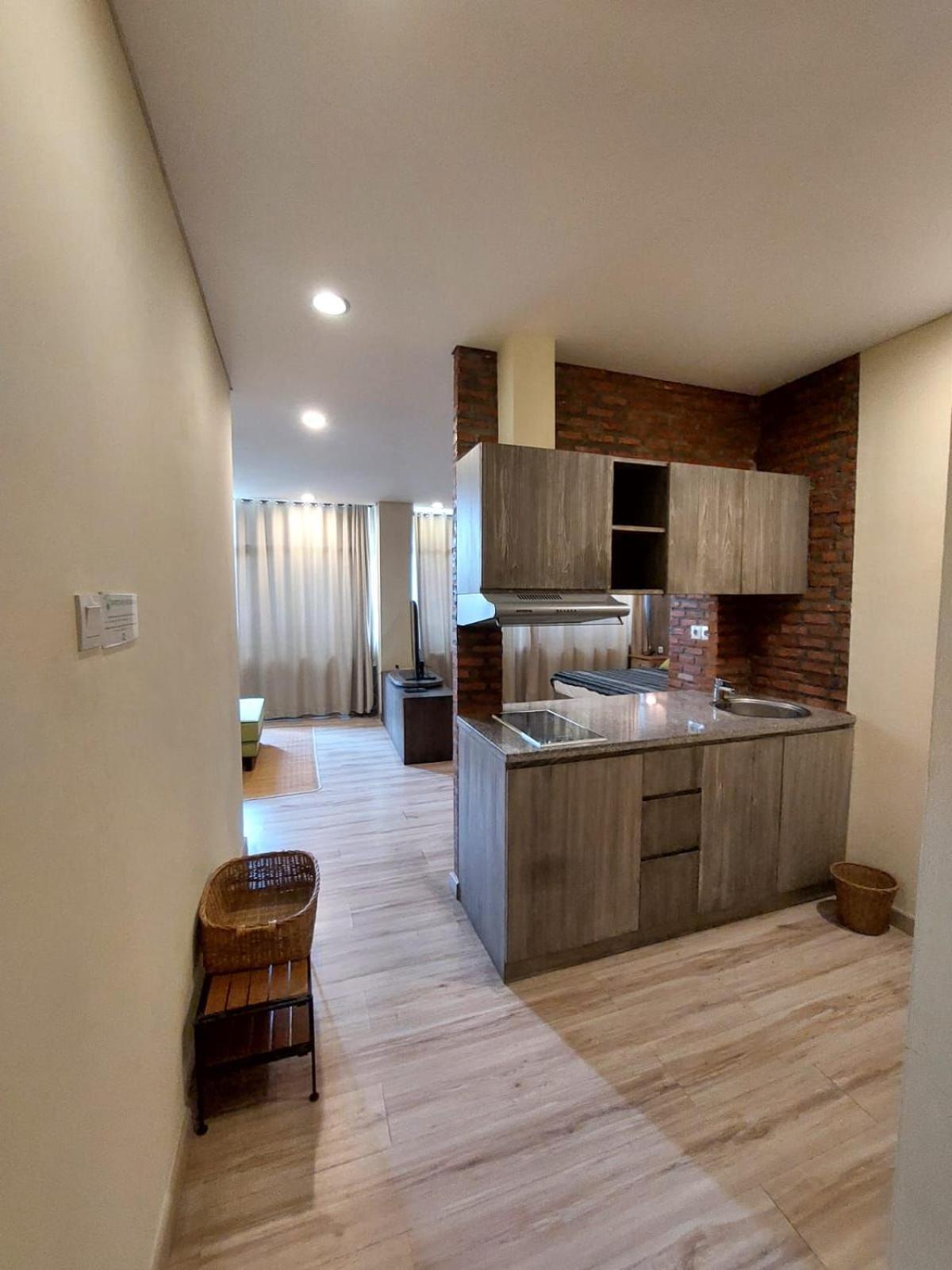 Apartemen Senayan Jakarta Eksteriør bilde